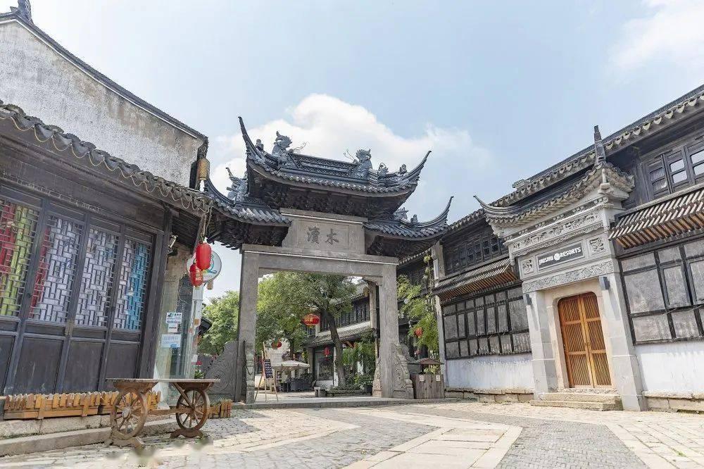 网球运动员营救